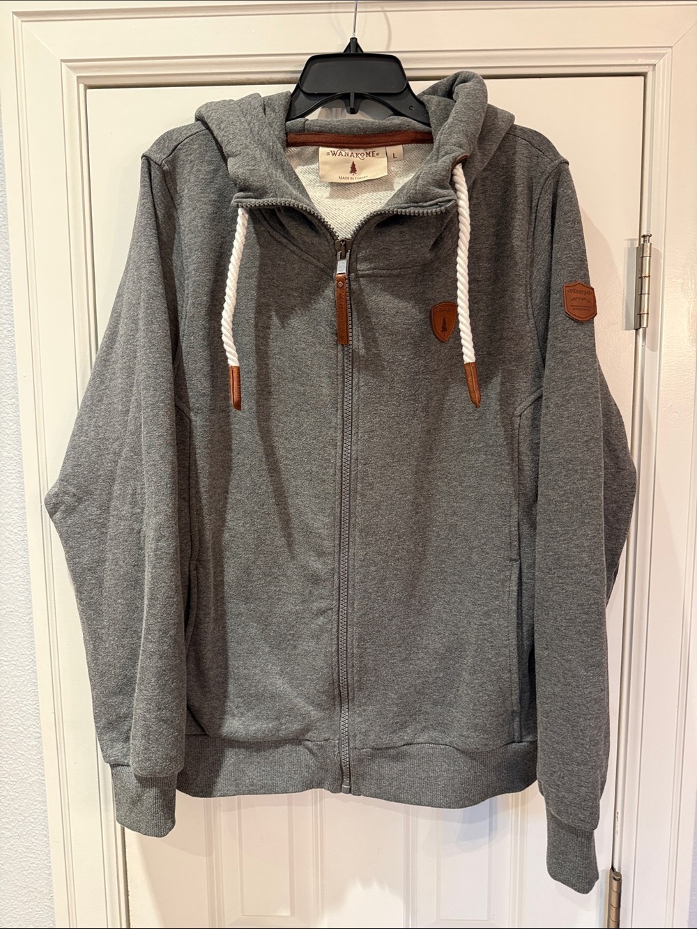 Wanakome Gray Full-Zip Hoodie Sweater